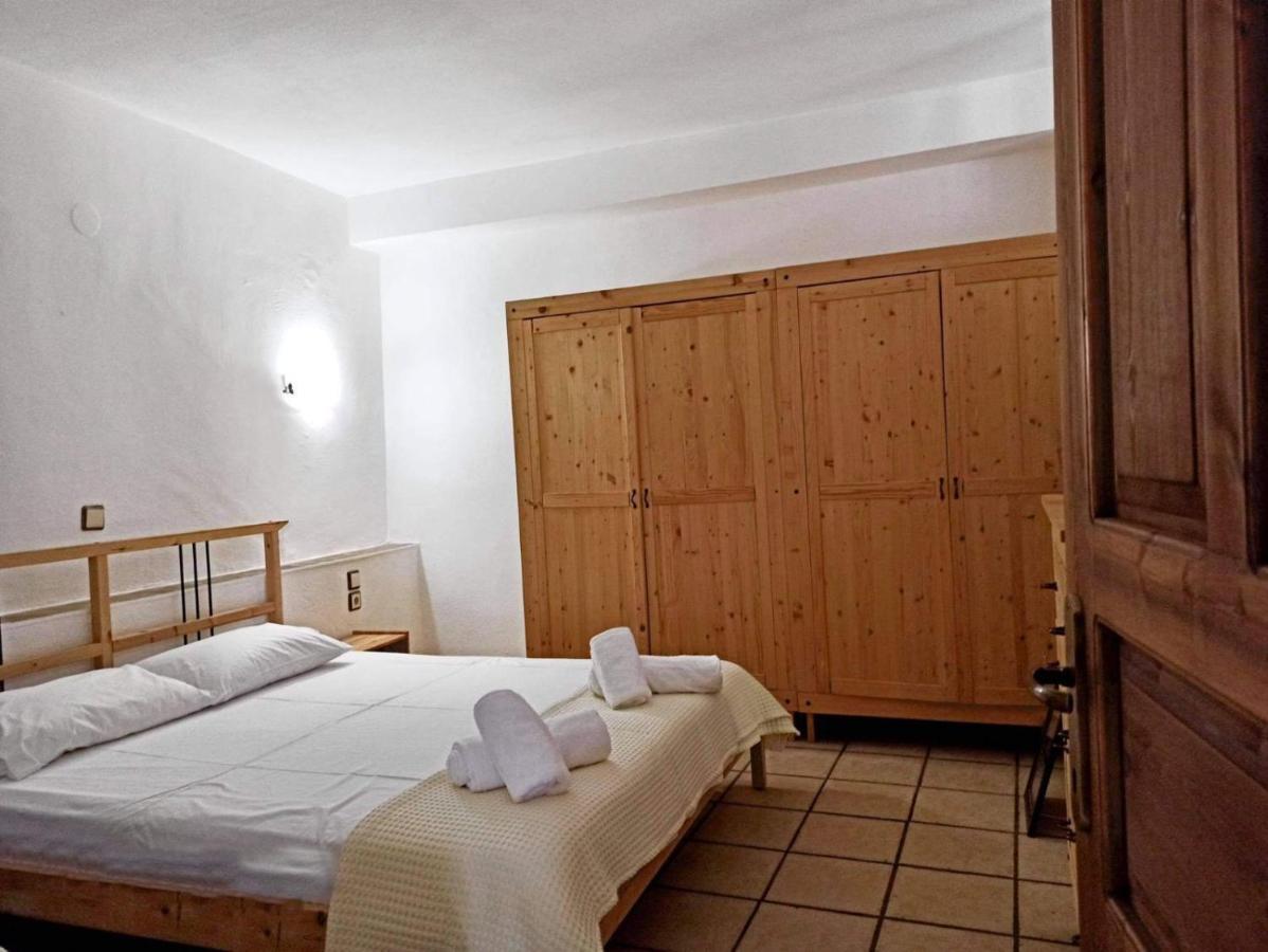 Pantheon Apartment Серес Екстериор снимка